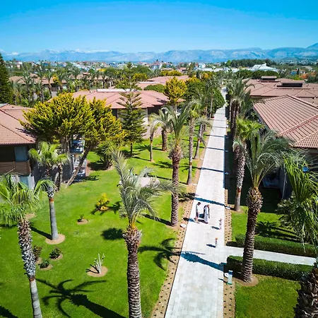 Tui Blue Palm Garden 4* Side