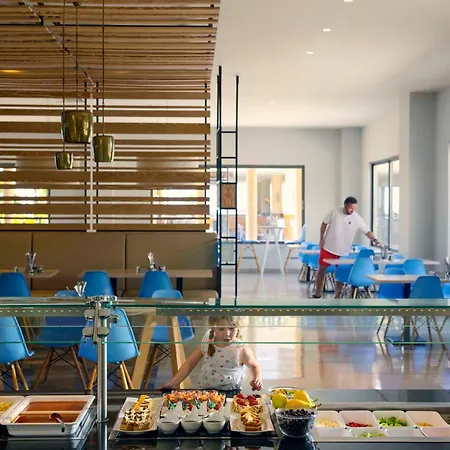 Tui Blue Palm Garden Sidé