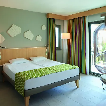 Tui Blue Palm Garden Sidé