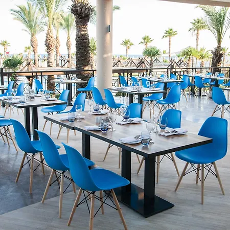 Tui Blue Palm Garden 4* シダ